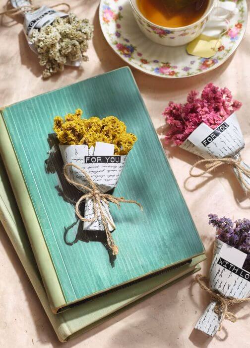 X_moses. libri_x Mini-Sträußchen Blumengrüße (Farbe wird zufällig gewählt)